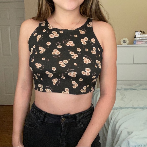 Brandy Melville Tops - Brandy Melville sunflower tank top